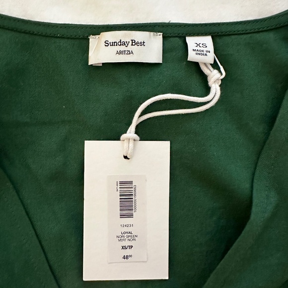 Artizia Loyal Top - V-Neck Blouse in Nori Green NWT - Picture 7 of 10